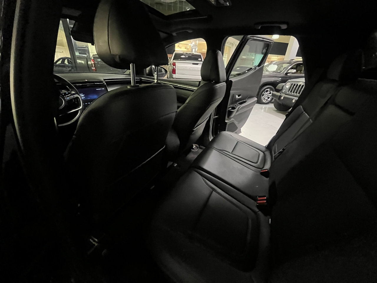 Used 2024 Hyundai Santa Cruz Night image 10