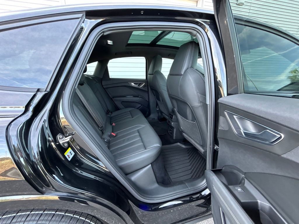 Used 2023 Audi Q4 e-tron Premium Plus w/ Premium Plus image 51