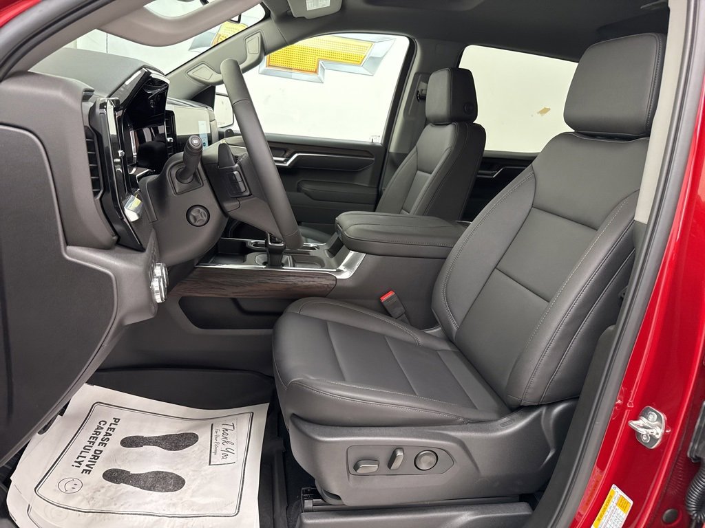 New 2026 GMC Sierra 1500 SLT w/ SLT Premium Package image 19
