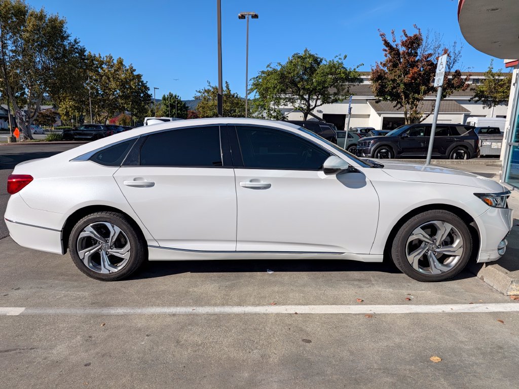 Used 2020 Honda Accord EX-L image 6