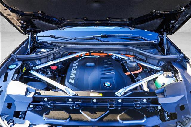 New 2026 BMW X5 xDrive50e image 25
