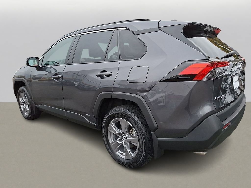 Used 2023 Toyota RAV4 XLE image 5