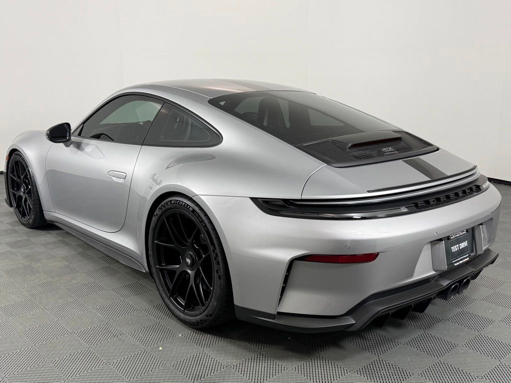 Certified 2026 Porsche 911 GT3 RWD image 3