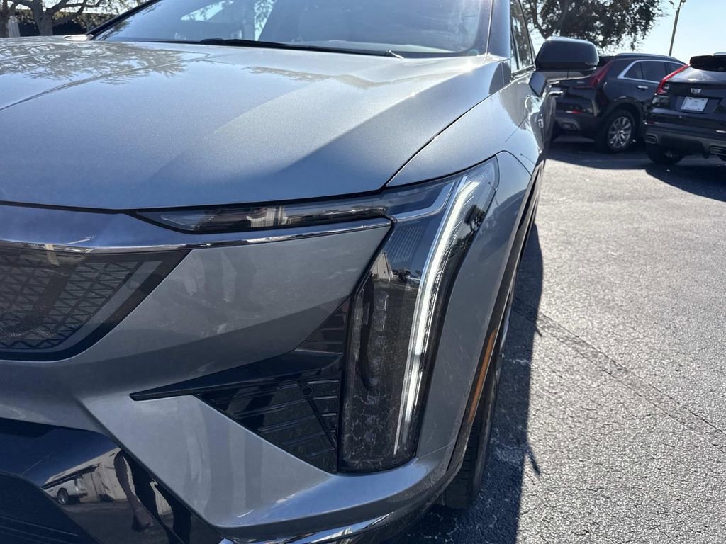 New 2026 Cadillac Optiq Sport 2 image 9