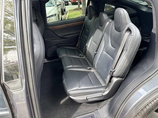 Used 2019 Tesla Model X Long Range image 17