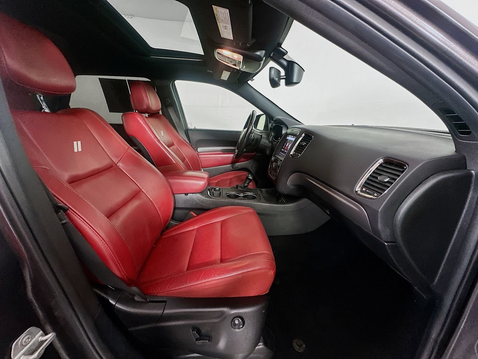 Used 2020 Dodge Durango R/T w/ Blacktop Package AWD/4WD image 28