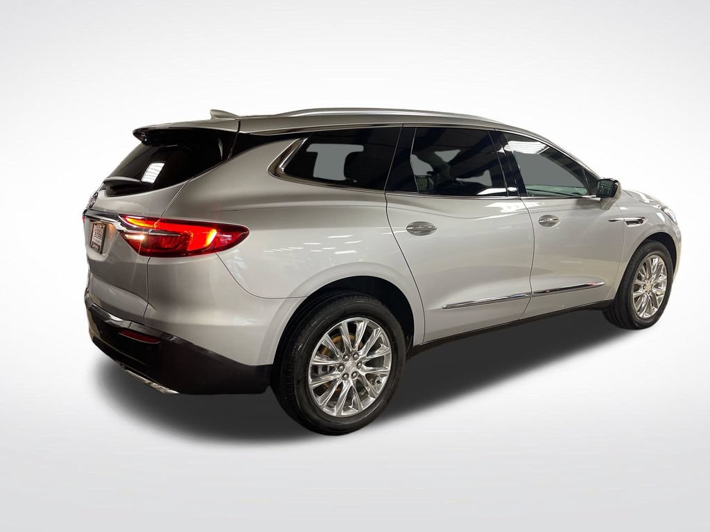 Used 2021 Buick Enclave Premium w/ Sun and Sites Package AWD/4WD image 5