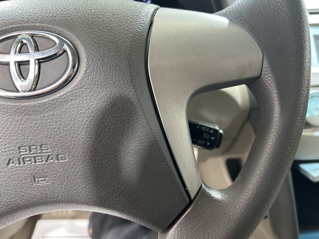 Used 2009 Toyota Camry LE image 25