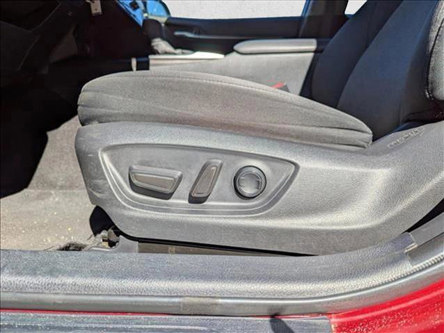 Used 2022 Toyota Camry LE image 11
