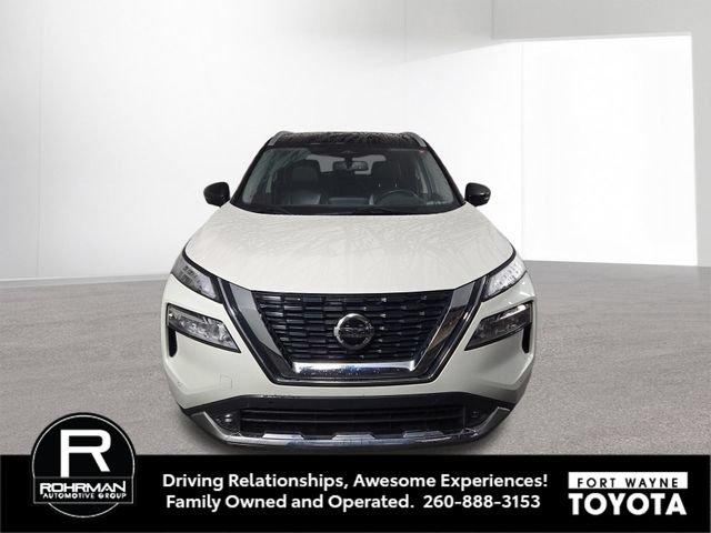Used 2021 Nissan Rogue Platinum AWD/4WD image 3