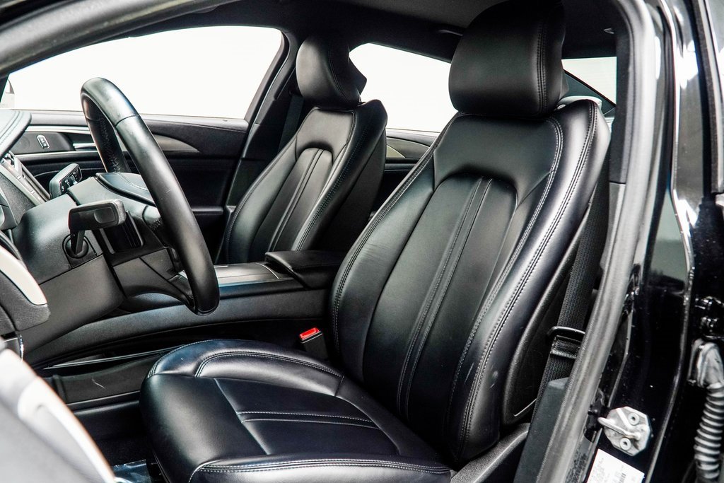 Used 2017 Lincoln MKZ Premiere image 31