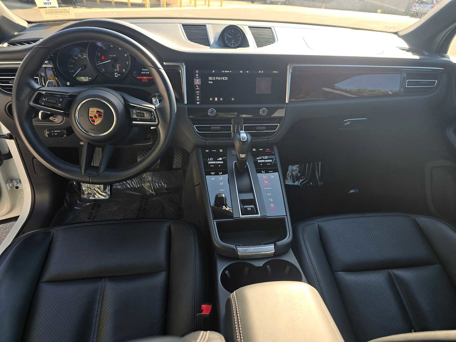 Used 2022 Porsche Macan image 22