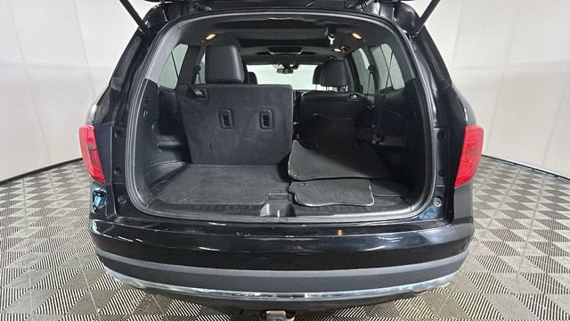 Used 2017 Honda Pilot Elite image 27