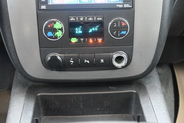 Used 2010 GMC Yukon XL SLT AWD/4WD image 24