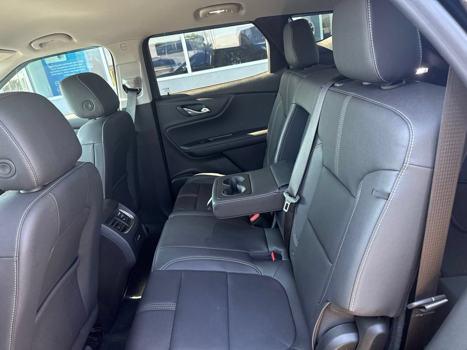 Used 2025 Chevrolet Blazer LT AWD/4WD image 17