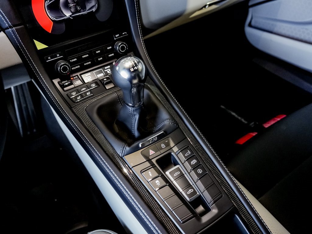 Certified 2025 Porsche 718 Boxster GTS image 18