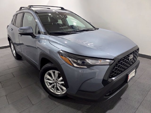 Used 2024 Toyota Corolla Cross LE AWD/4WD image 7
