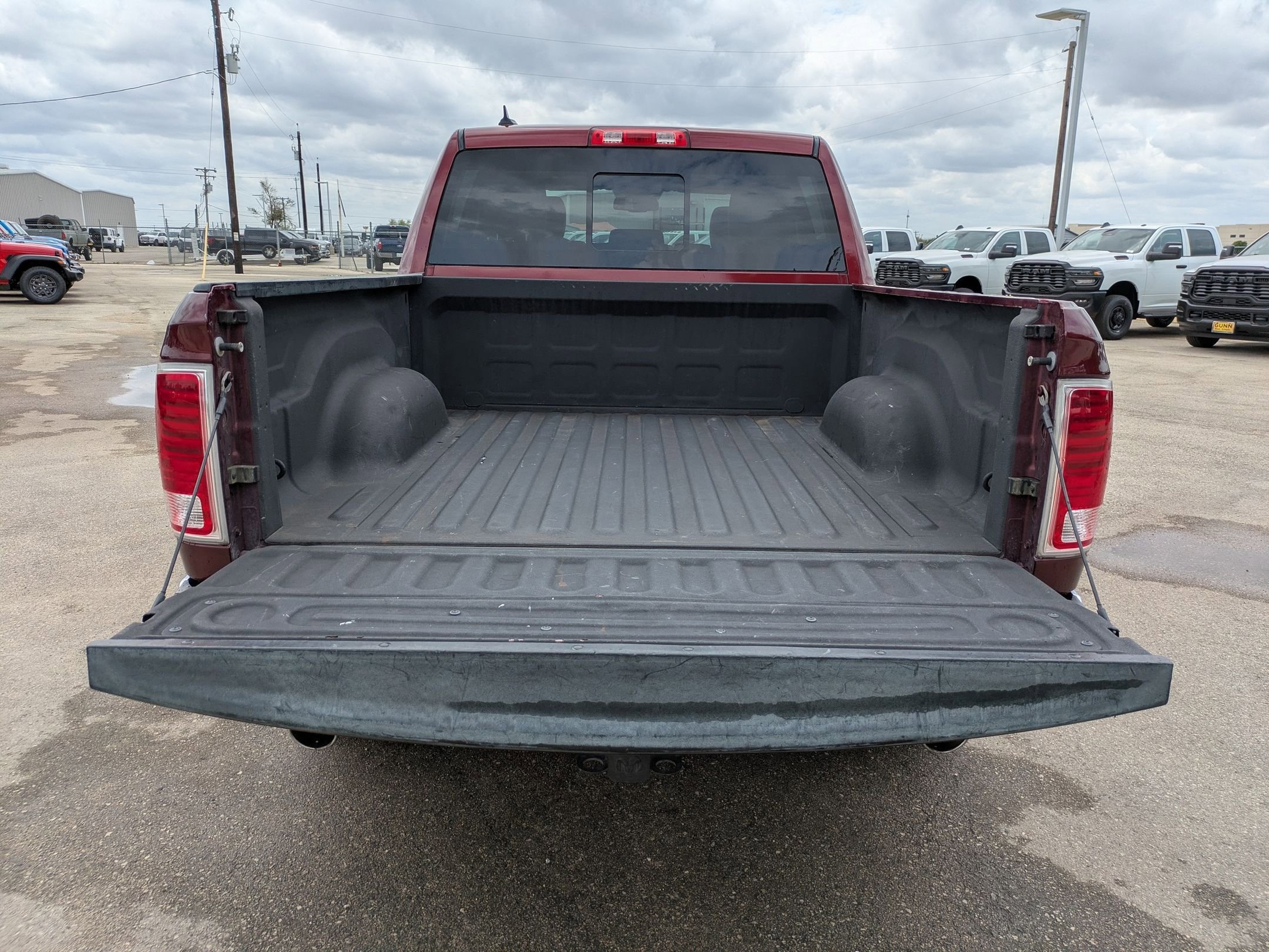 Used 2016 RAM 1500 Laramie w/ Convenience Group image 22