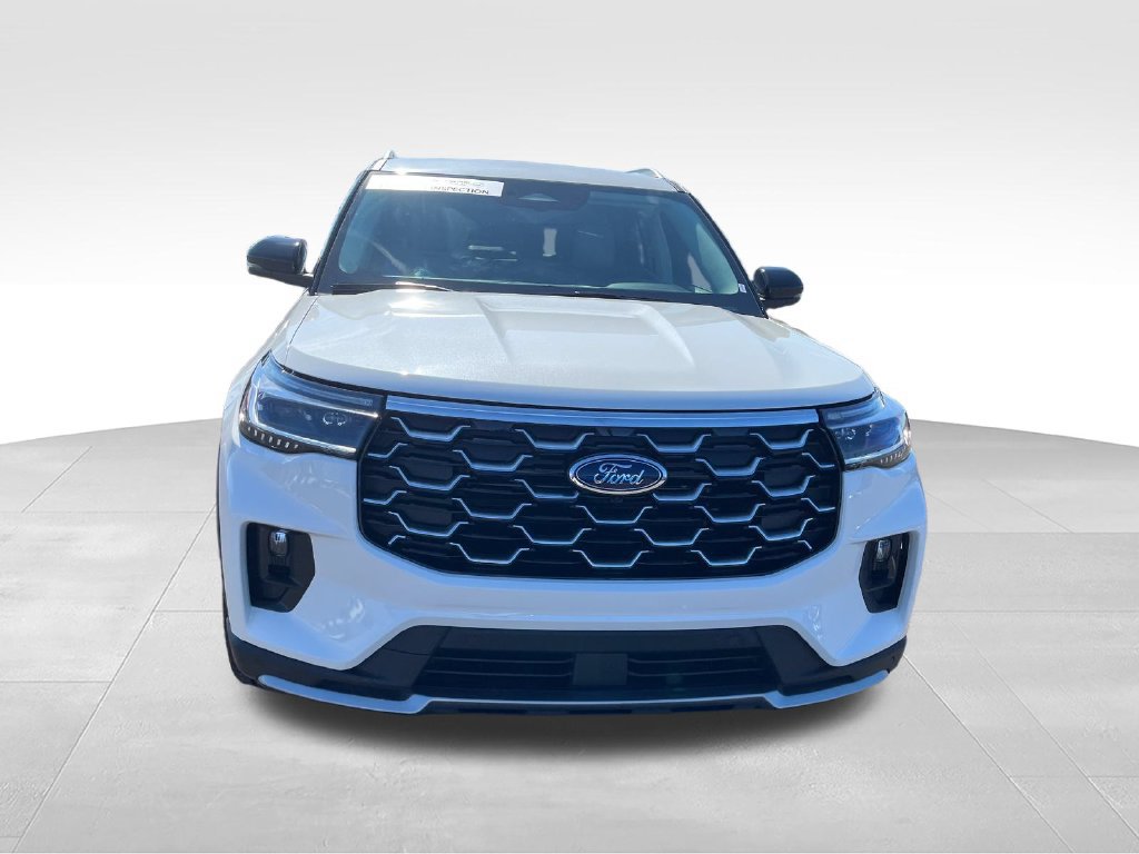 New 2026 Ford Explorer Platinum w/ LUX Leather Package AWD/4WD image 8