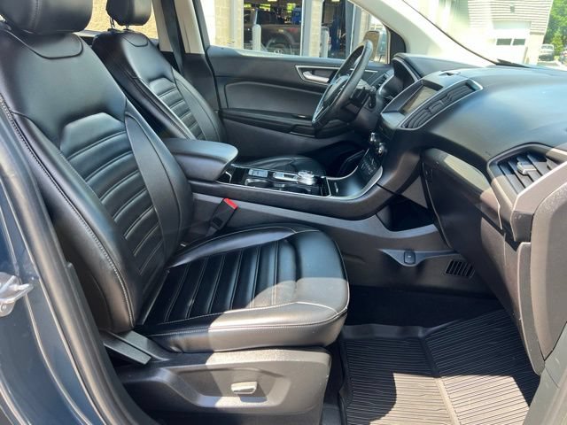 Used 2019 Ford Edge SEL w/ Equipment Group 201A AWD/4WD image 11