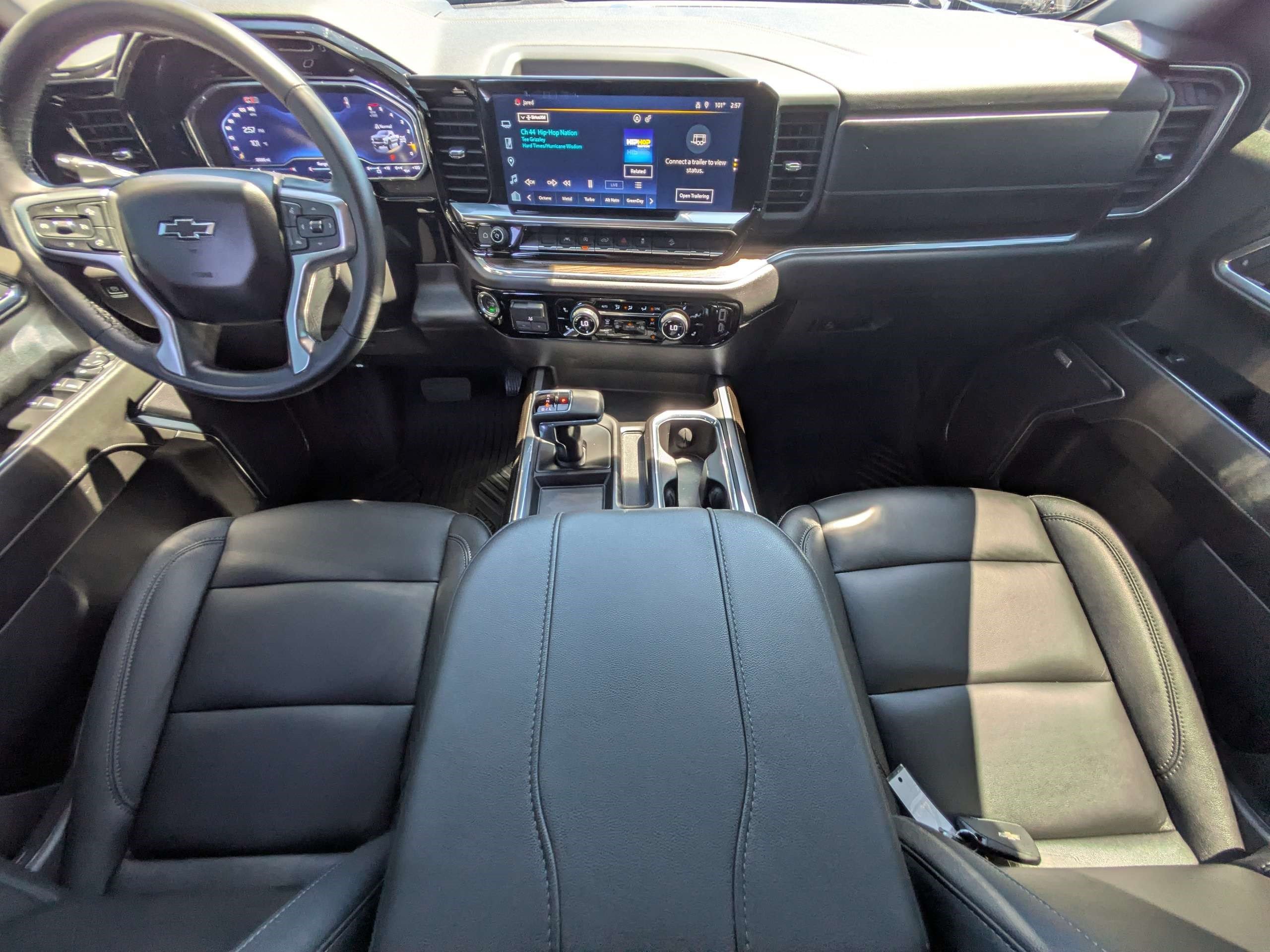 Used 2024 Chevrolet Silverado 1500 LT Trail Boss w/ Convenience Package II AWD/4WD image 14