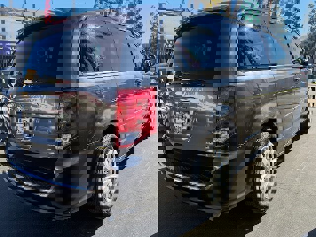 Used 2017 Dodge Grand Caravan SE w/ Power Window Group image 16