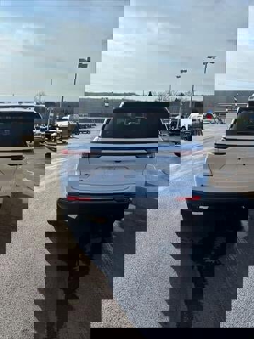 New 2026 Jeep Grand Cherokee Limited image 35