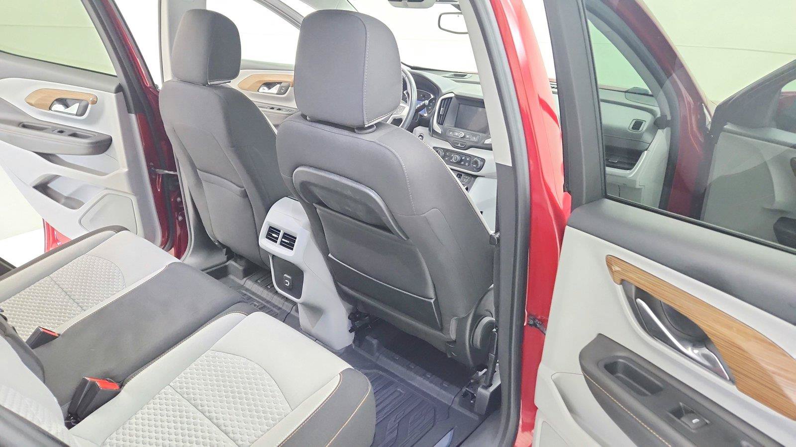 Used 2020 GMC Terrain SLE w/ Driver Convenience Package FWD image 21
