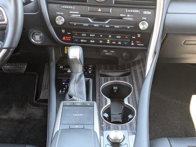 Used 2022 Lexus RX 350L Luxury w/ Accessory Package (Z1) FWD image 19