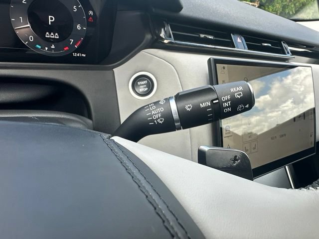 Used 2025 Land Rover Range Rover Velar Dynamic SE AWD/4WD image 23
