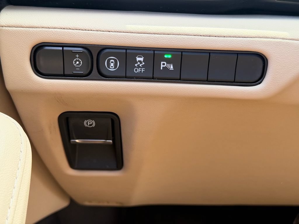 Used 2023 Acura MDX w/ Technology Package FWD image 36