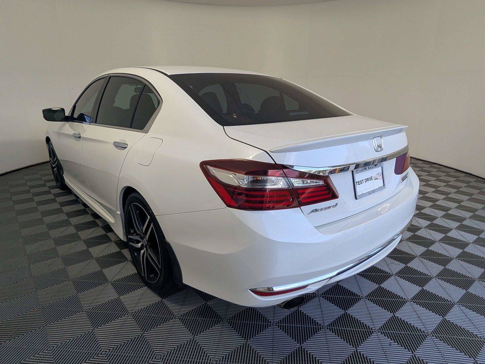 Used 2017 Honda Accord Sport Special Edition image 7