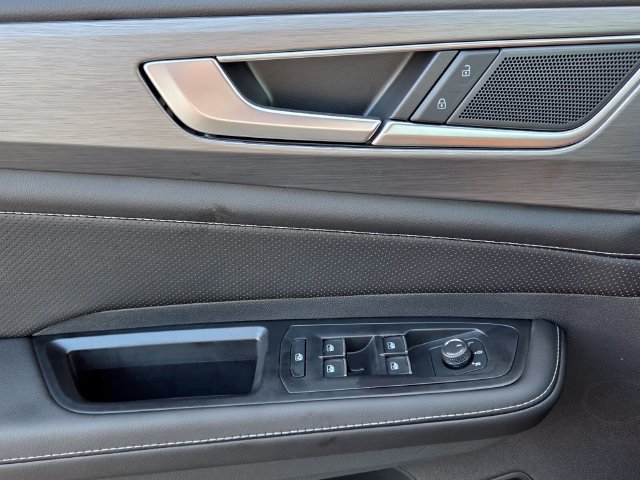 New 2026 Volkswagen Atlas Cross Sport SE FWD image 29
