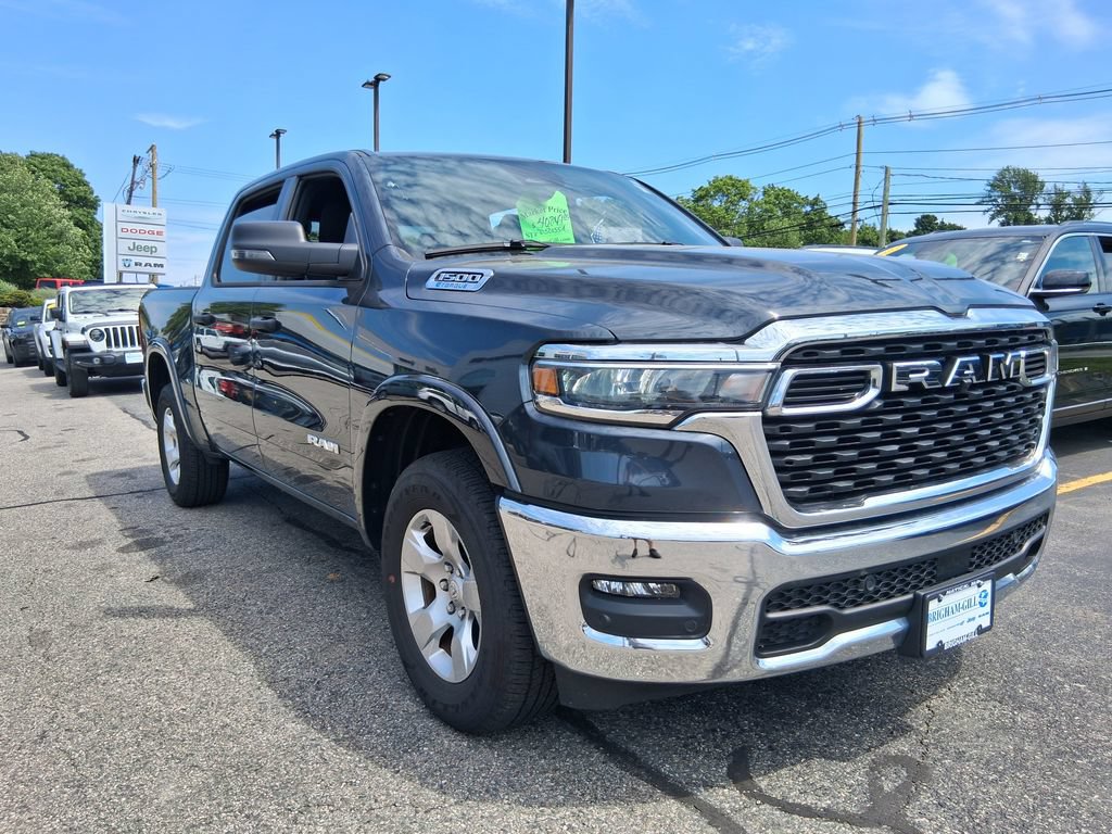 Used 2025 RAM 1500 Big Horn AWD/4WD image 2