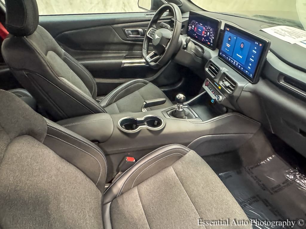 Used 2025 Ford Mustang GT w/ GT Performance Package image 23