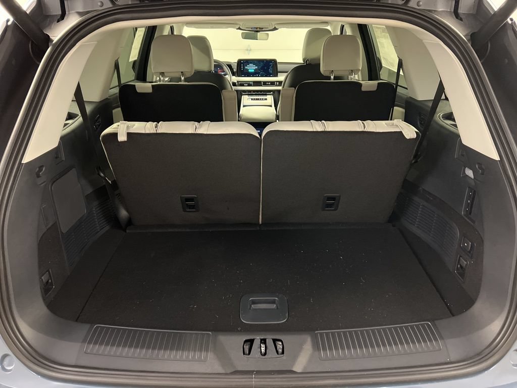 New 2026 Lincoln Aviator Reserve AWD/4WD image 37