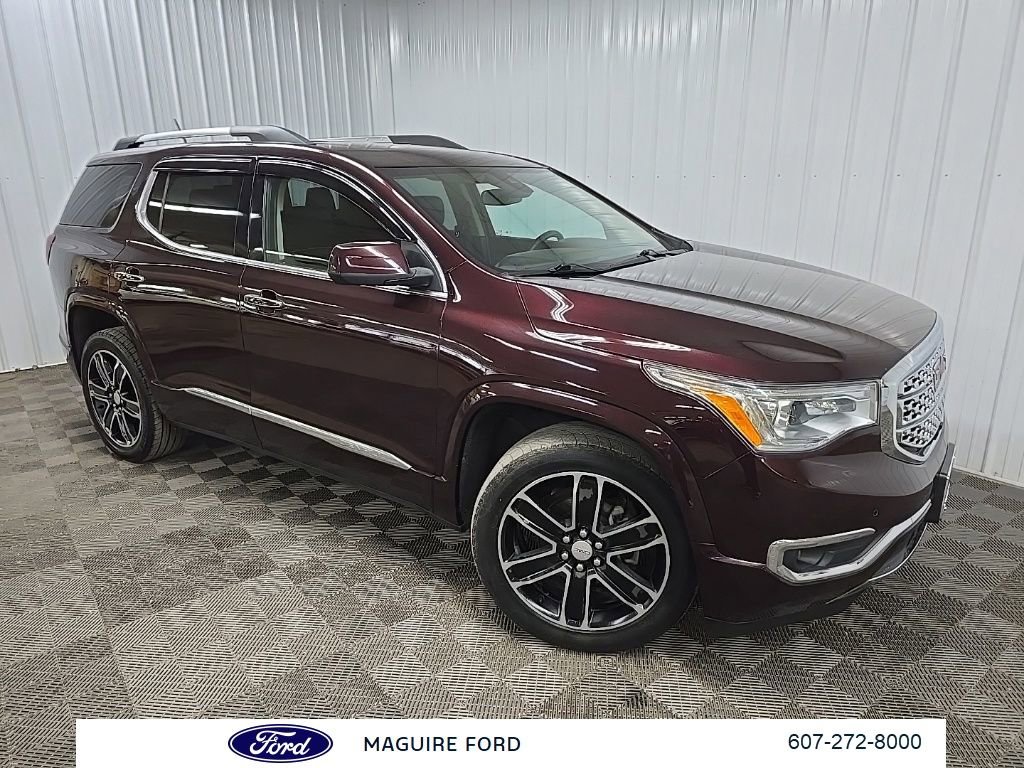 Used 2017 GMC Acadia Denali w/ Technology Package AWD/4WD image 9