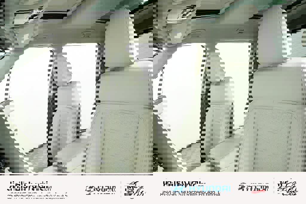 New 2025 Hyundai Santa Fe Calligraphy image 11