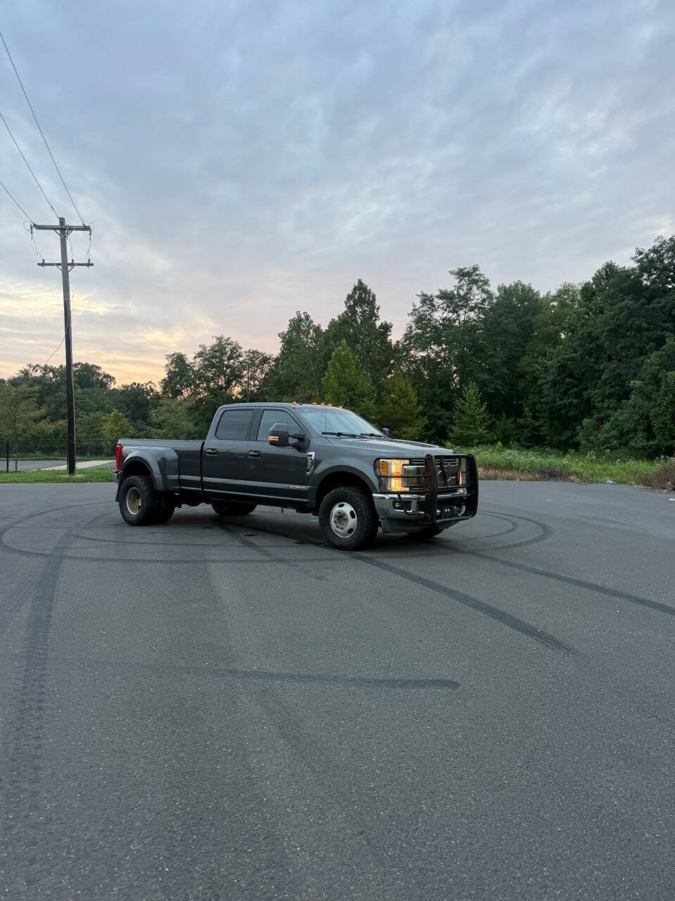Used 2017 Ford F350 Lariat w/ FX4 Off-Road Package AWD/4WD image 30
