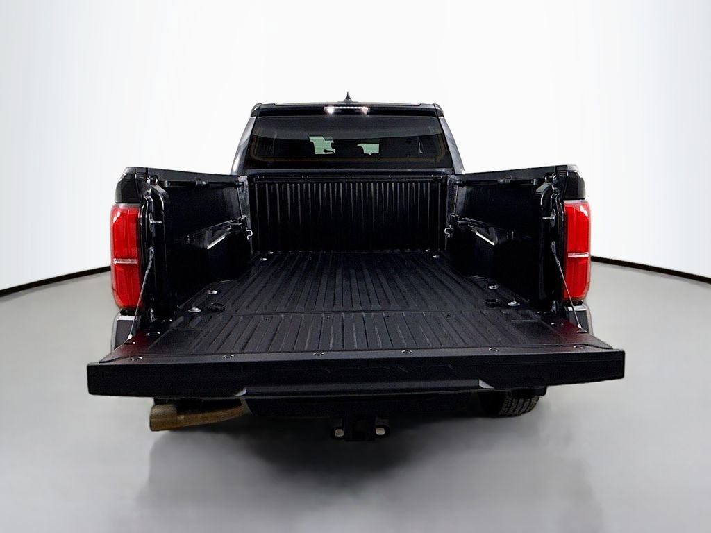 Certified 2024 Toyota Tacoma SR5 AWD/4WD image 28