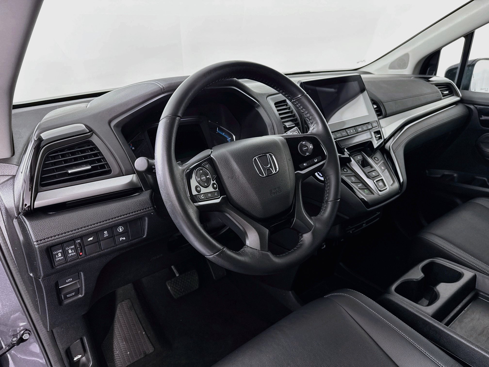 Certified 2023 Honda Odyssey Touring image 9