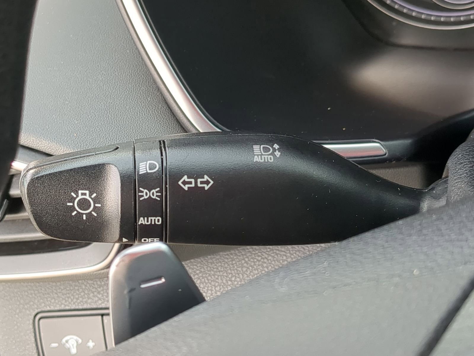 Used 2021 Hyundai Santa Fe SEL image 28