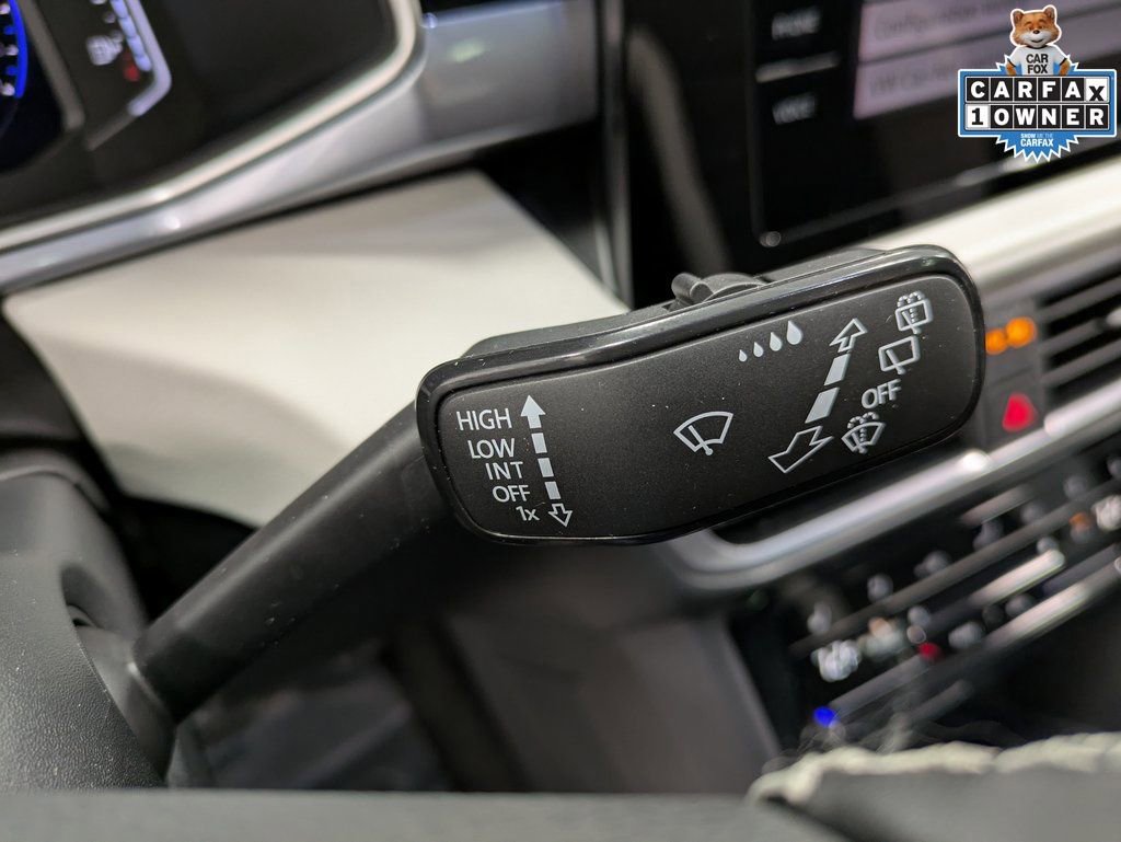 Used 2025 Volkswagen Taos SEL w/ Black Wheel Plus Package image 20