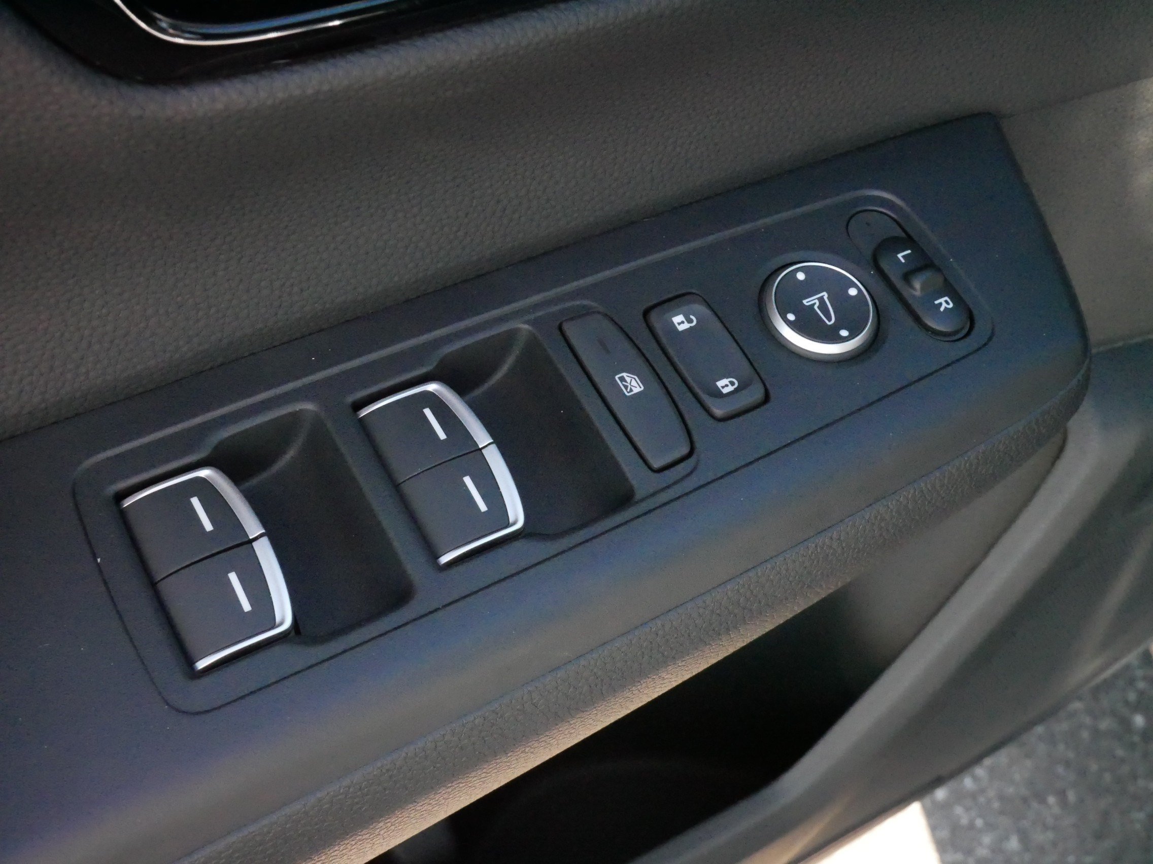 Used 2026 Honda CR-V Sport Touring image 19