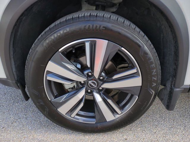 Used 2023 Nissan Rogue SL w/ SL Premium Package image 10