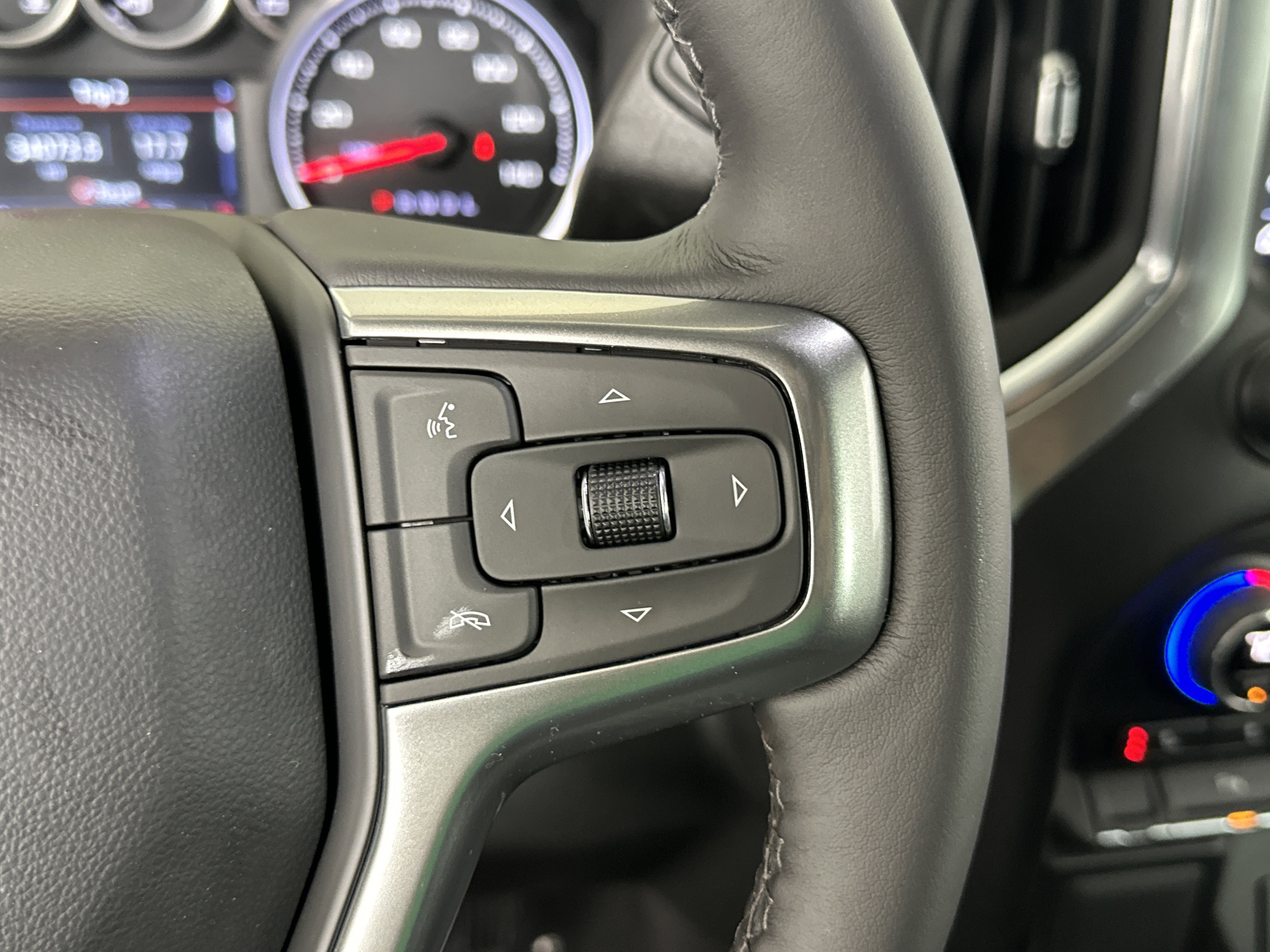 Certified 2022 Chevrolet Silverado 1500 RST image 30