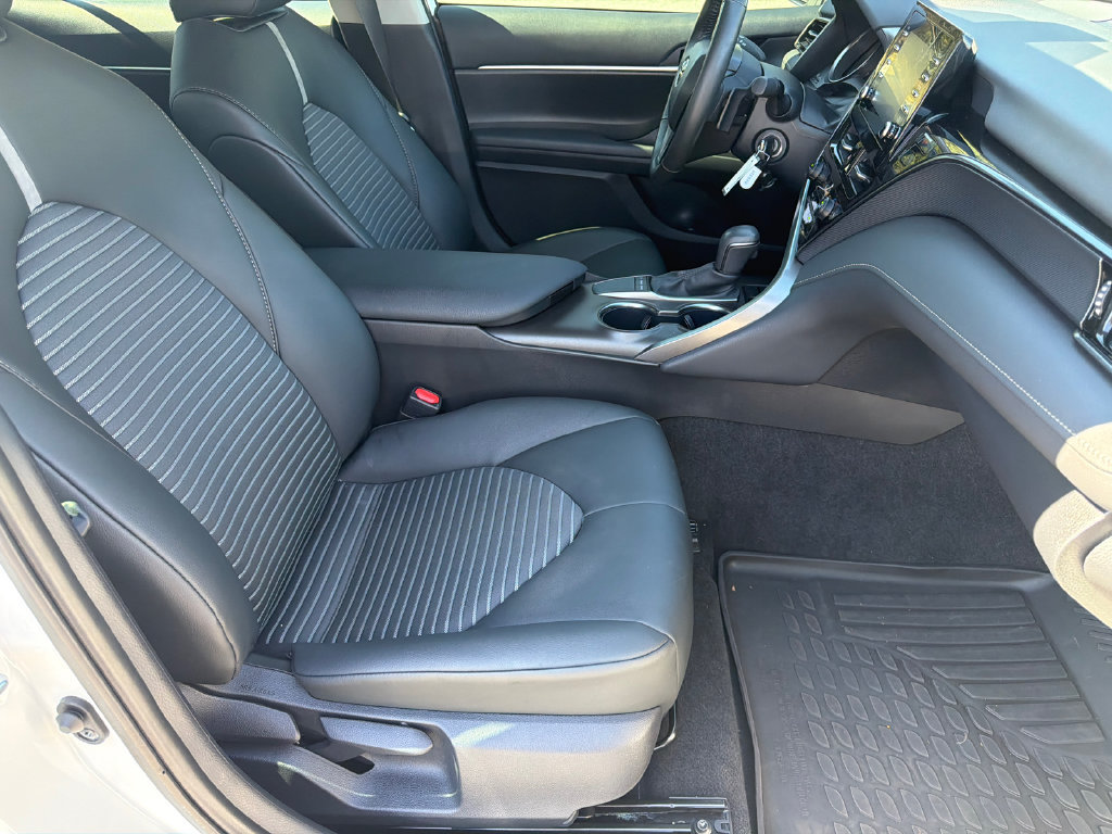 Used 2024 Toyota Camry SE FWD image 13