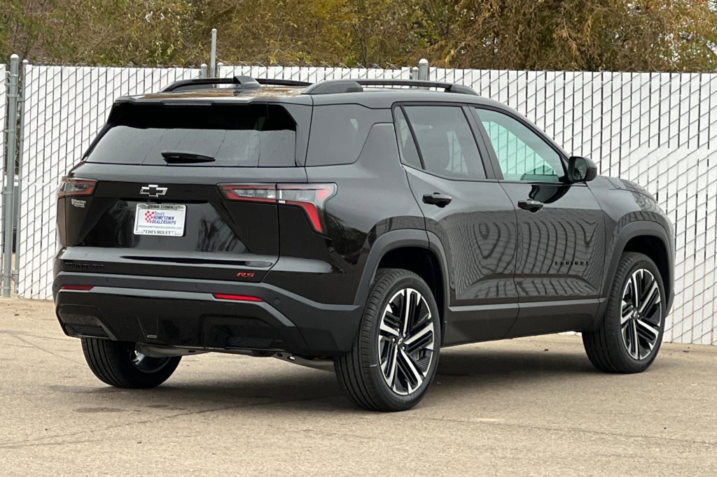 New 2026 Chevrolet Equinox RS image 4