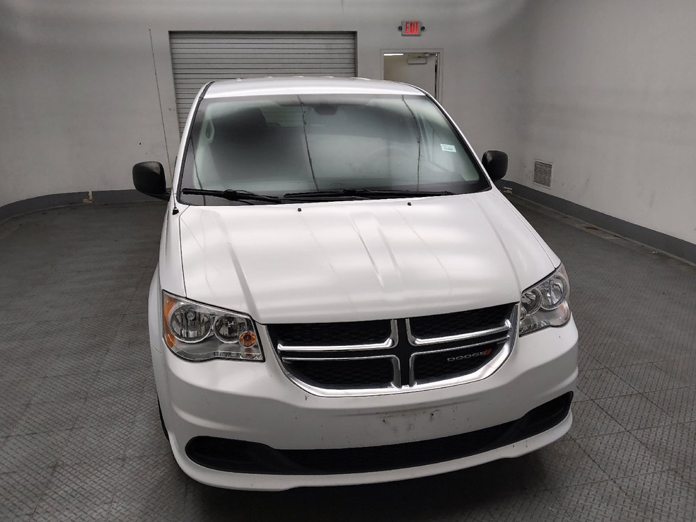 Used 2019 Dodge Grand Caravan SE FWD image 14