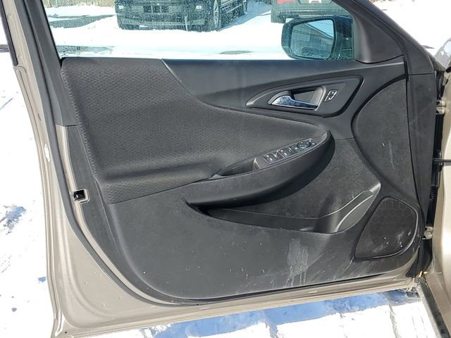 Used 2025 Chevrolet Malibu LT image 22